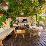 Pool Bar