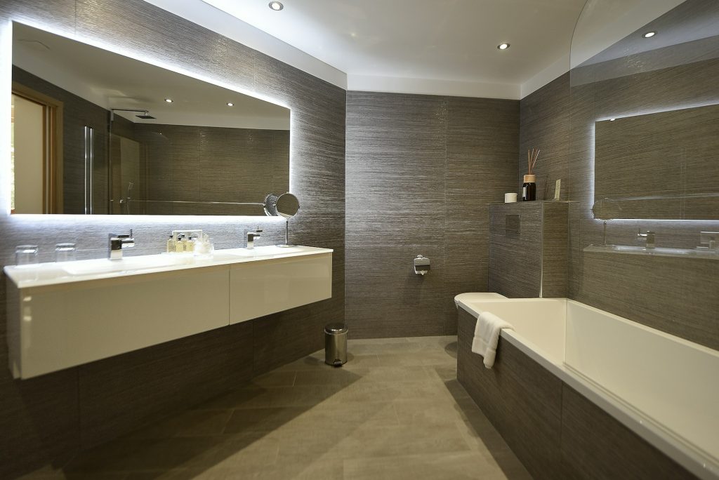 Mountain Side Room - Bathroom