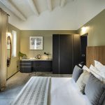 De Luxe Suite