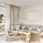 Studio Suite Plaza - Living Area