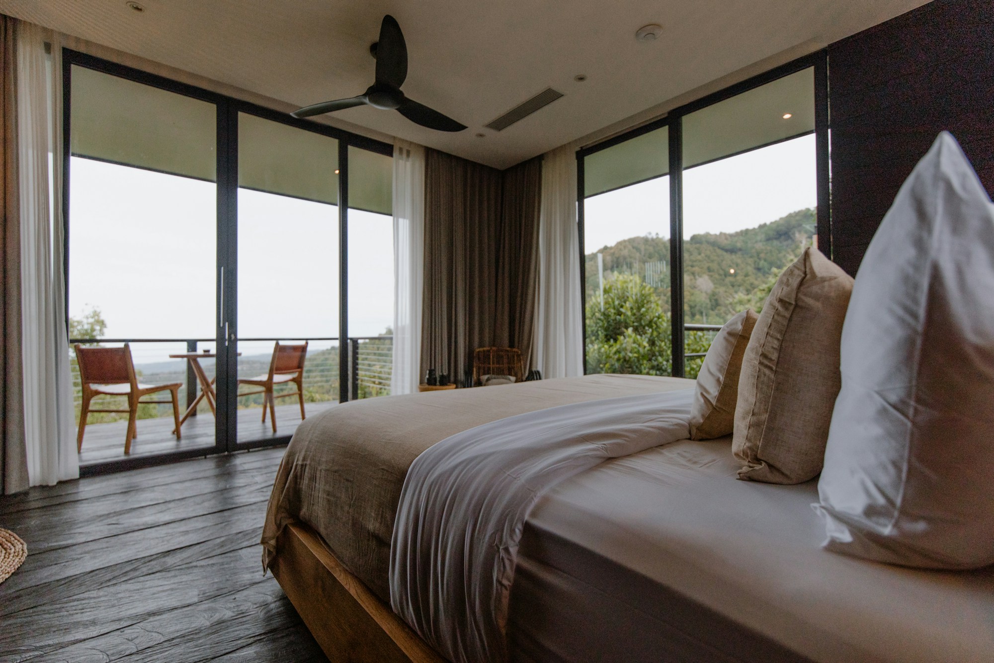 Studio Cabin with Cabana - Bedroom