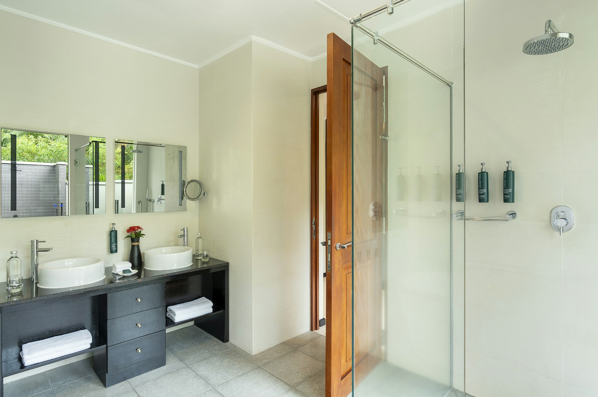Garden Villa - Bathroom
