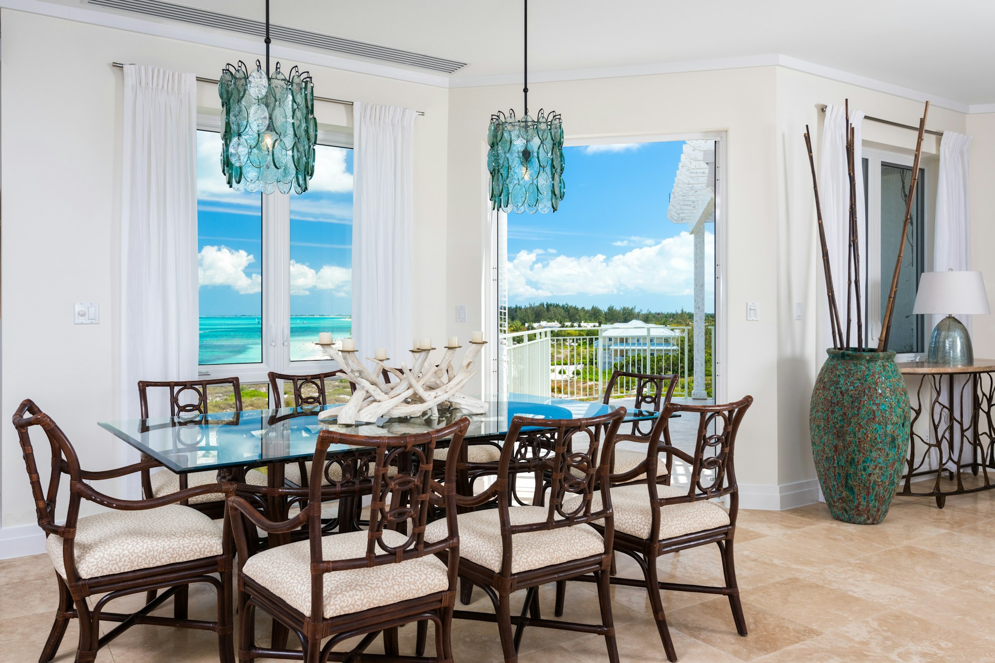 Premier Ocean Front 3 Bedroom Suite - Dining Room