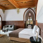 Knight's Suite