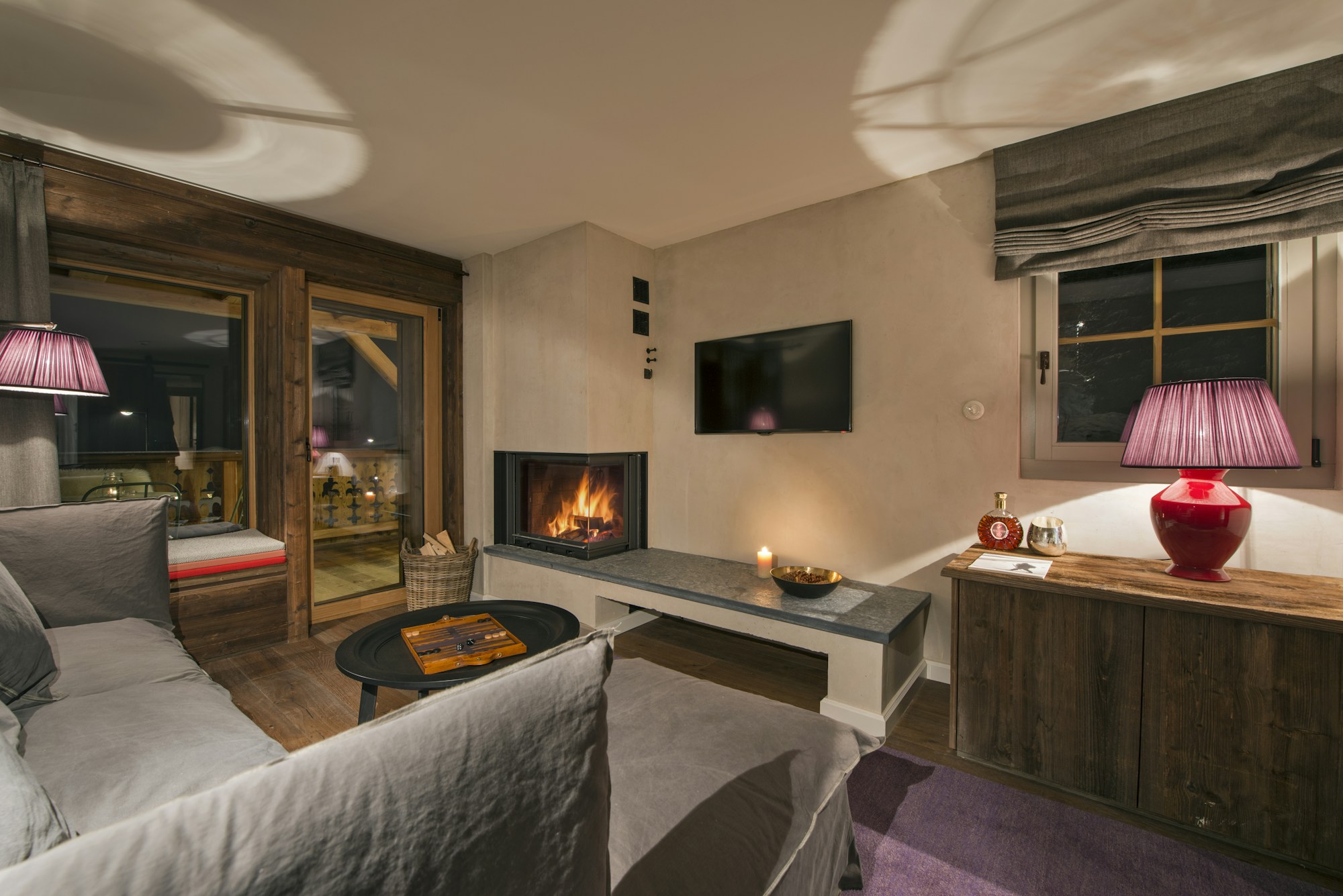 Deluxe Room with fire place