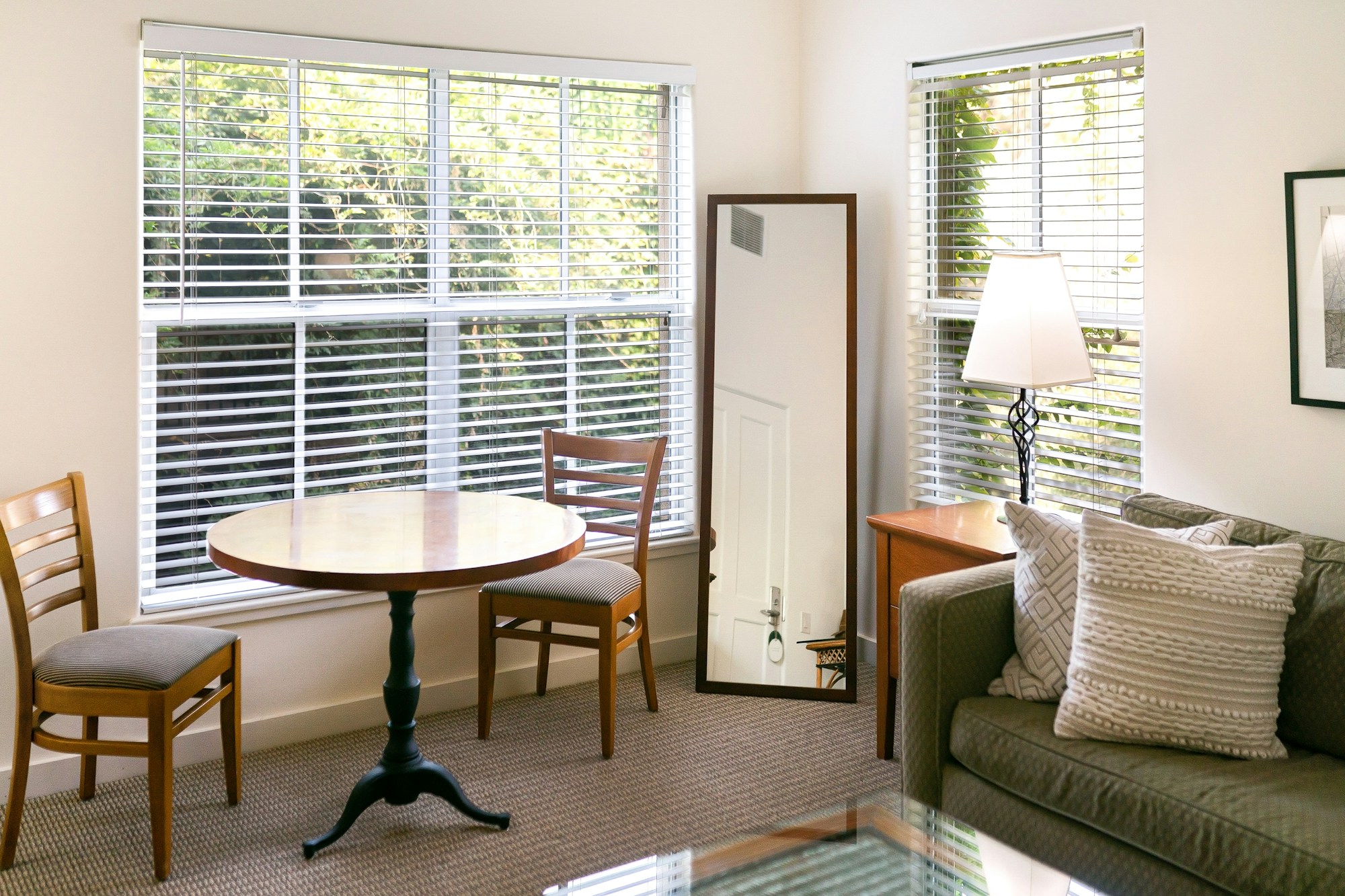 Southrbidge Suite Living Room