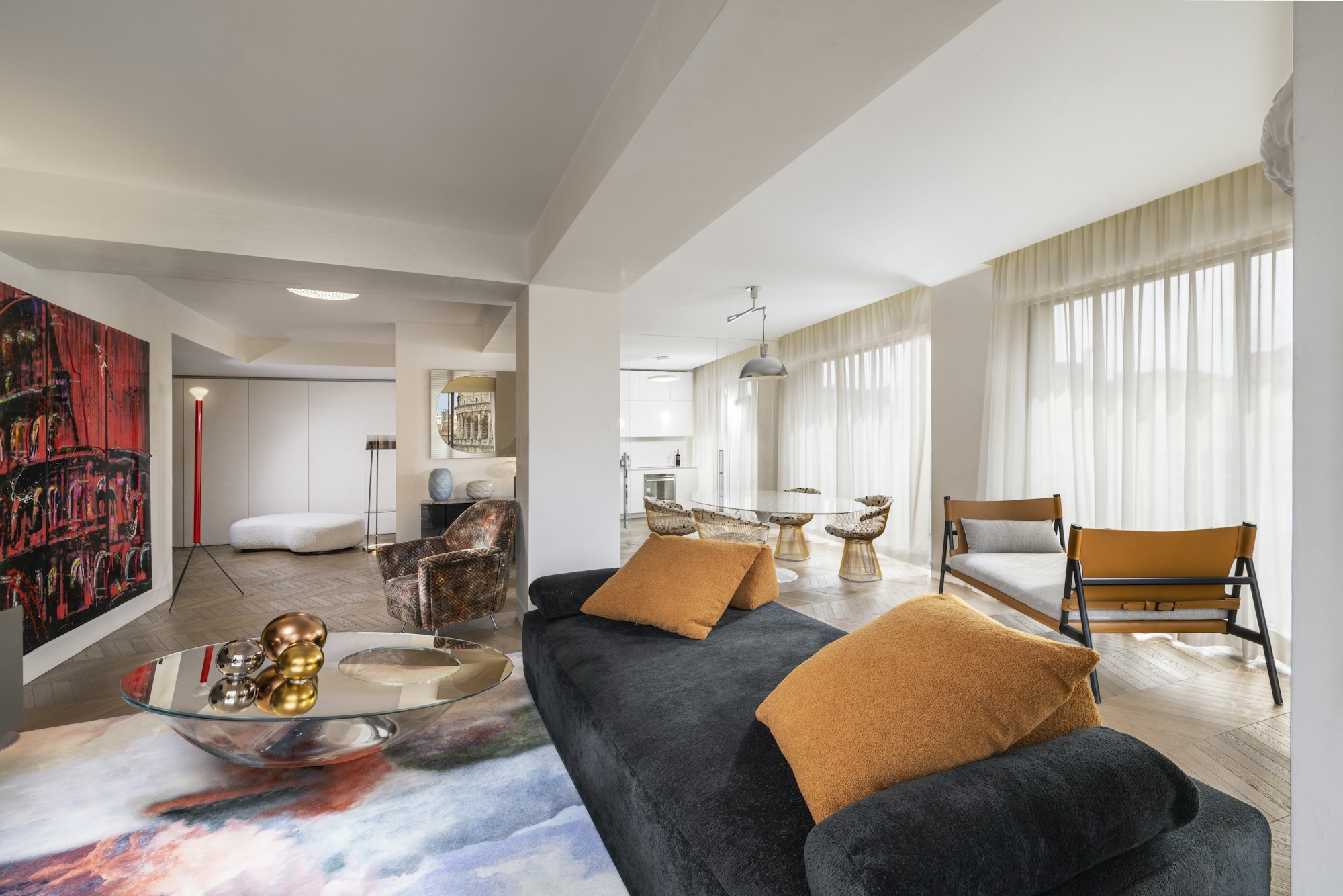 Grand View Penthouse Suite - Living Area