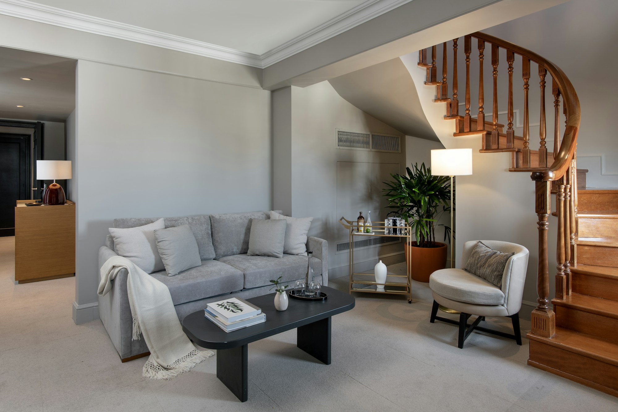Suite Mihanovich