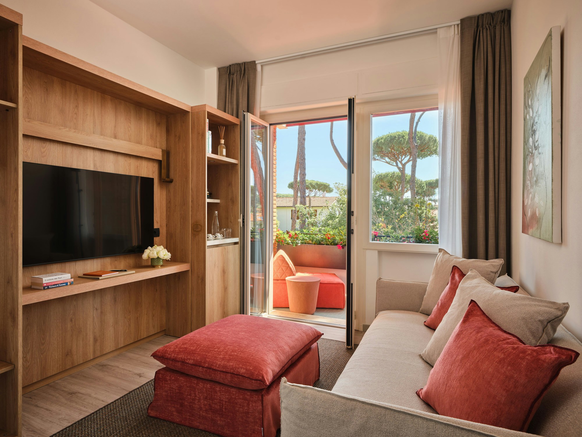 One-Bedroom Suite with Terrace - Living Area