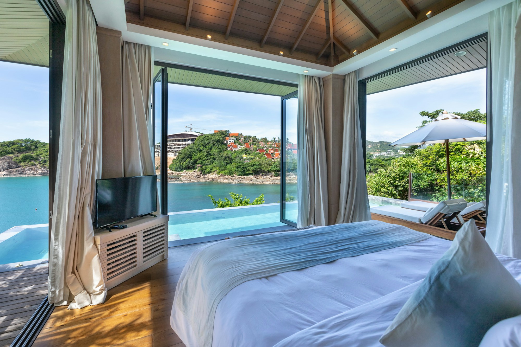 Bay View Pool Villa - Bedroom