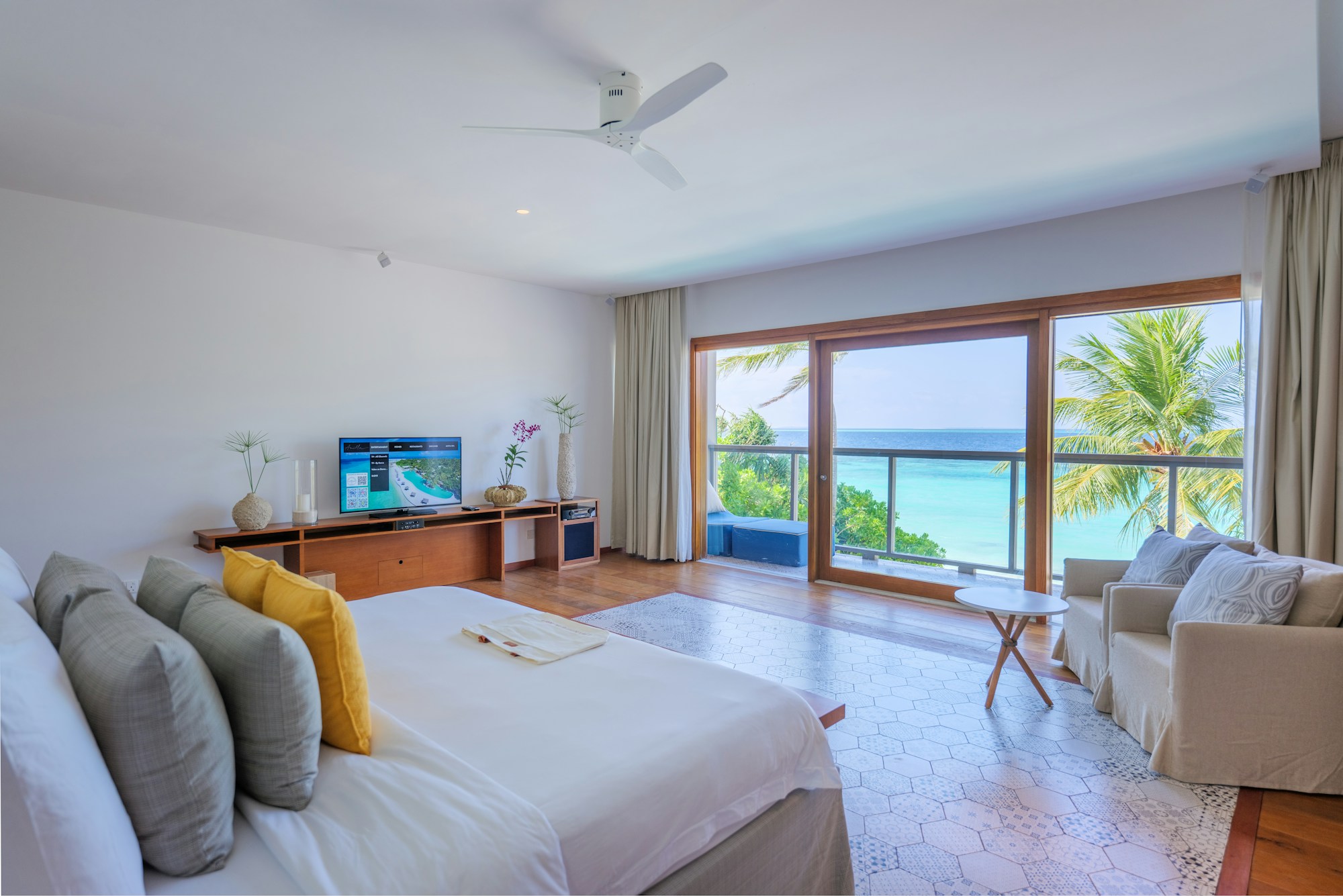 Four Bedroom Beach Residence - Bedroom