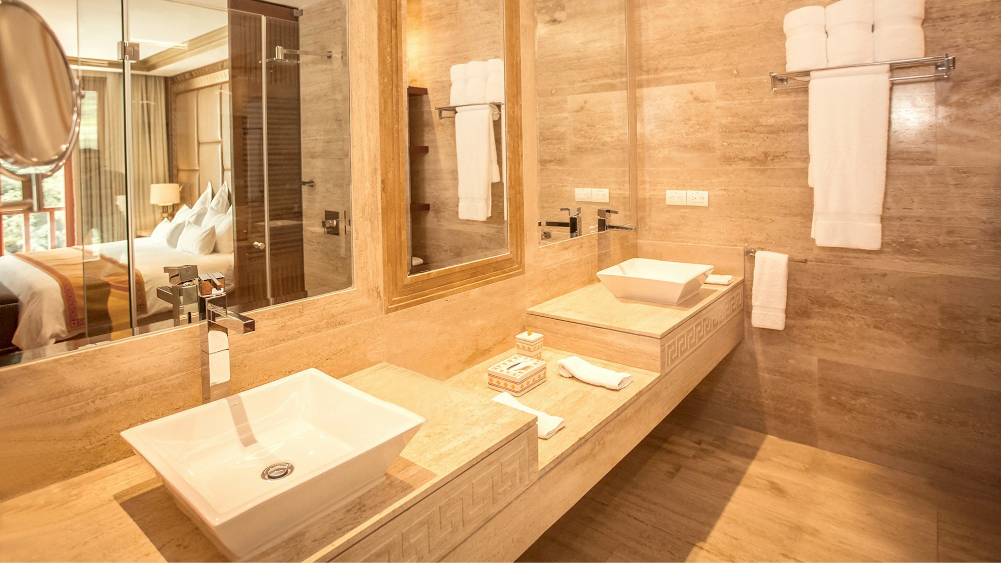 Imperial Suite, 1 King Bed Garden View - Bathroom