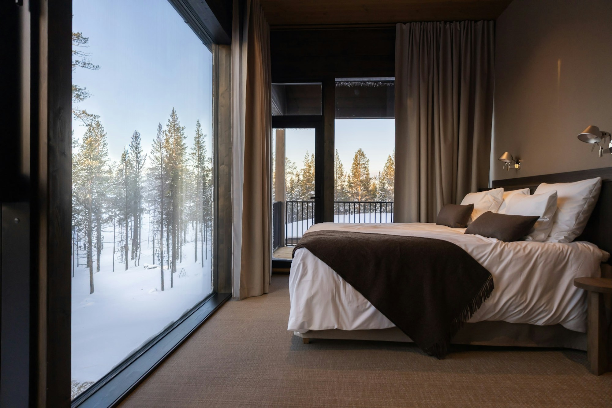 Signature Suite - Bedroom