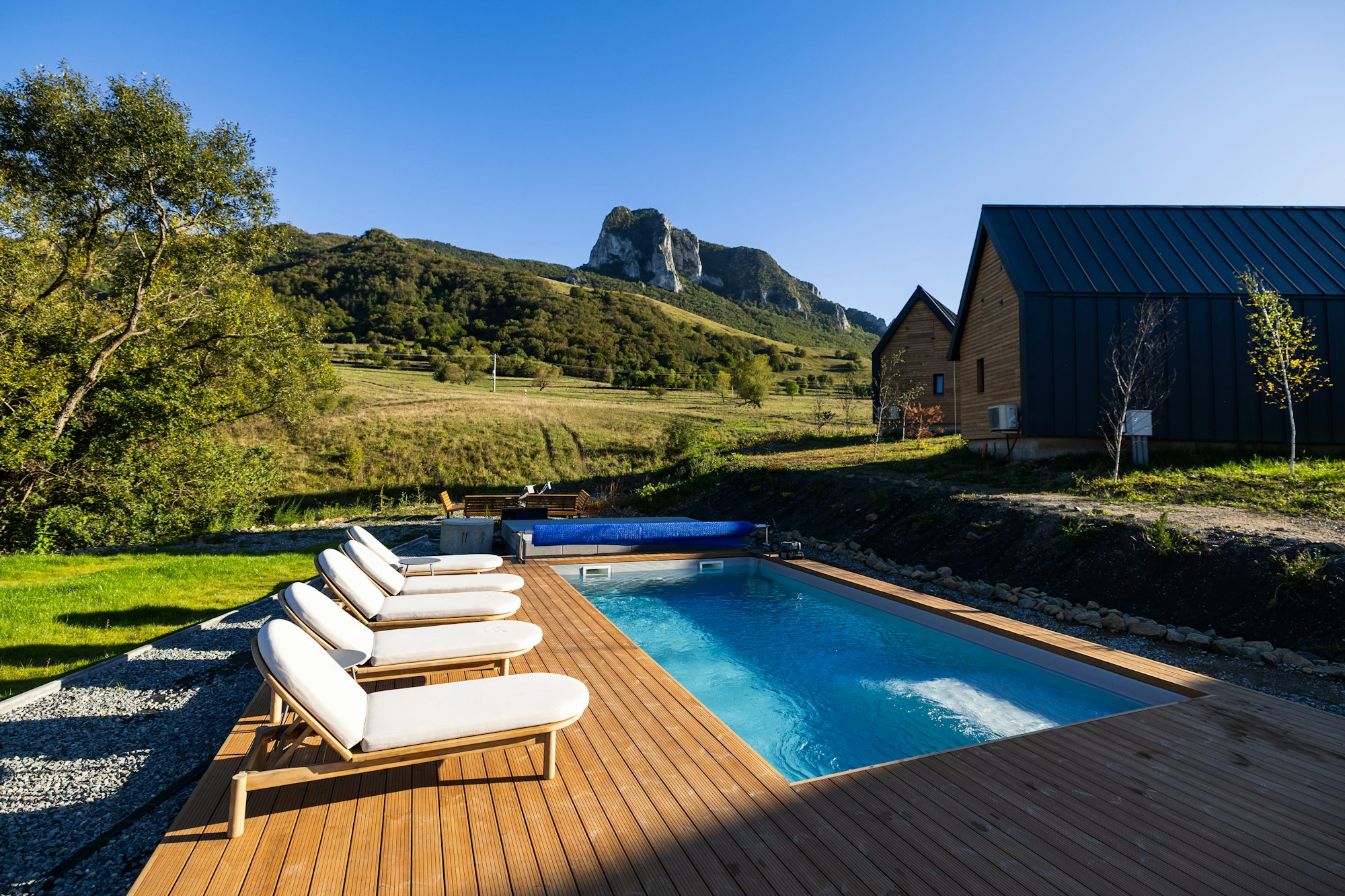 Seasonal Pool