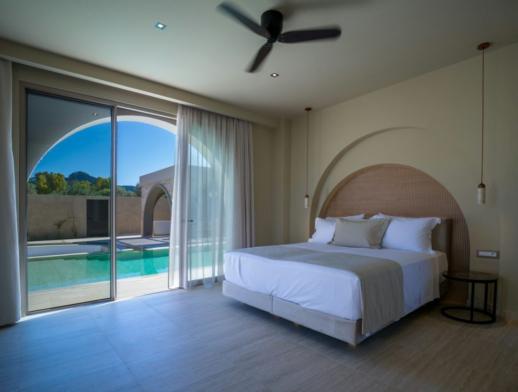 Royal Villa - Bedroom