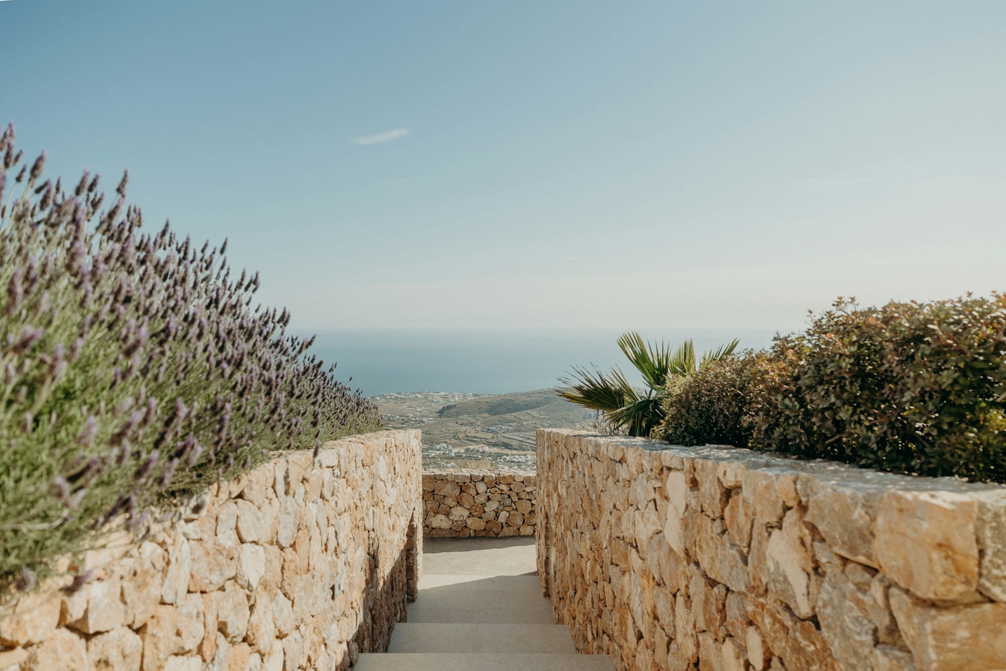 Panoramic Villa - Walkway