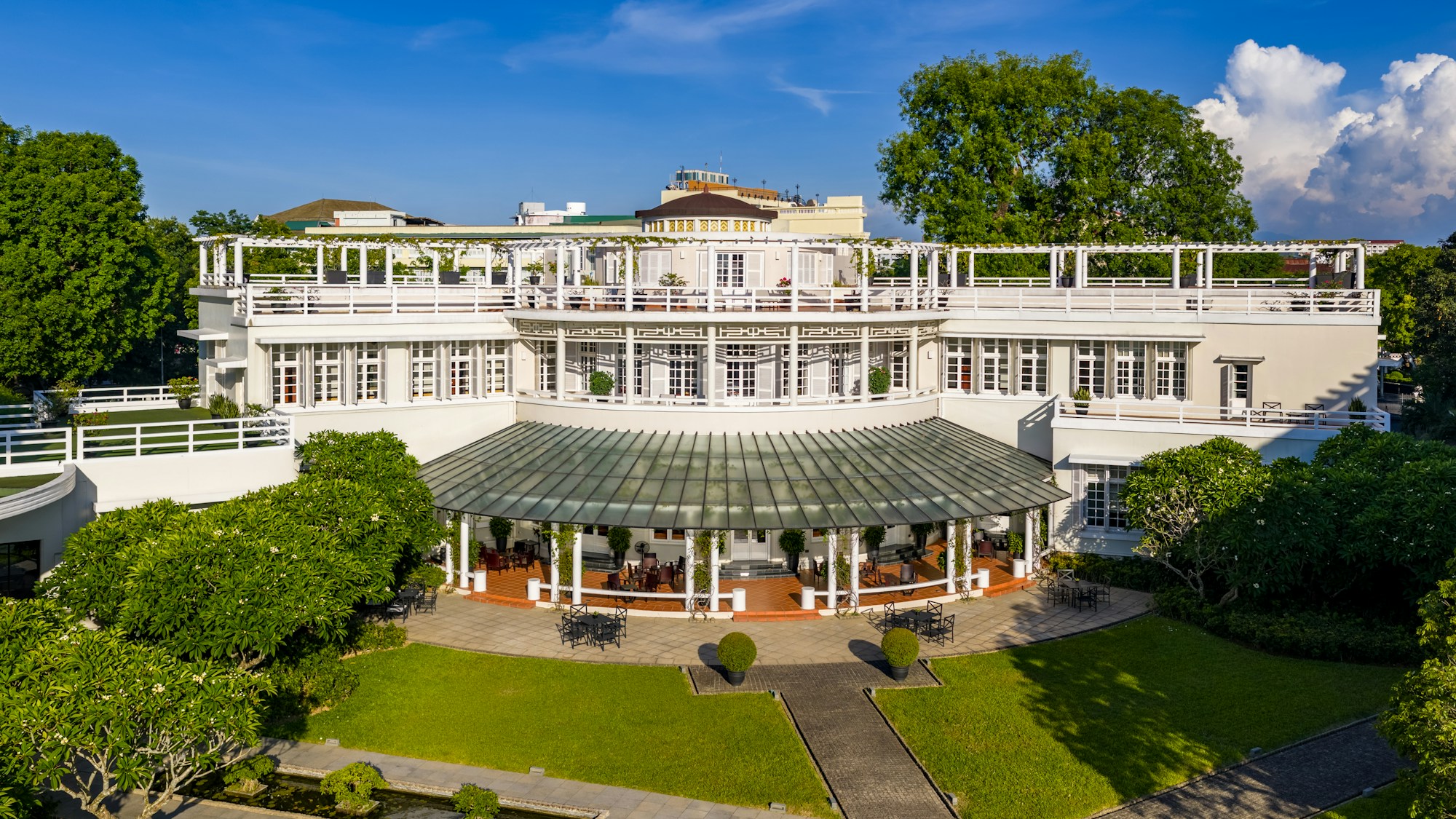 Colonial Mansion
