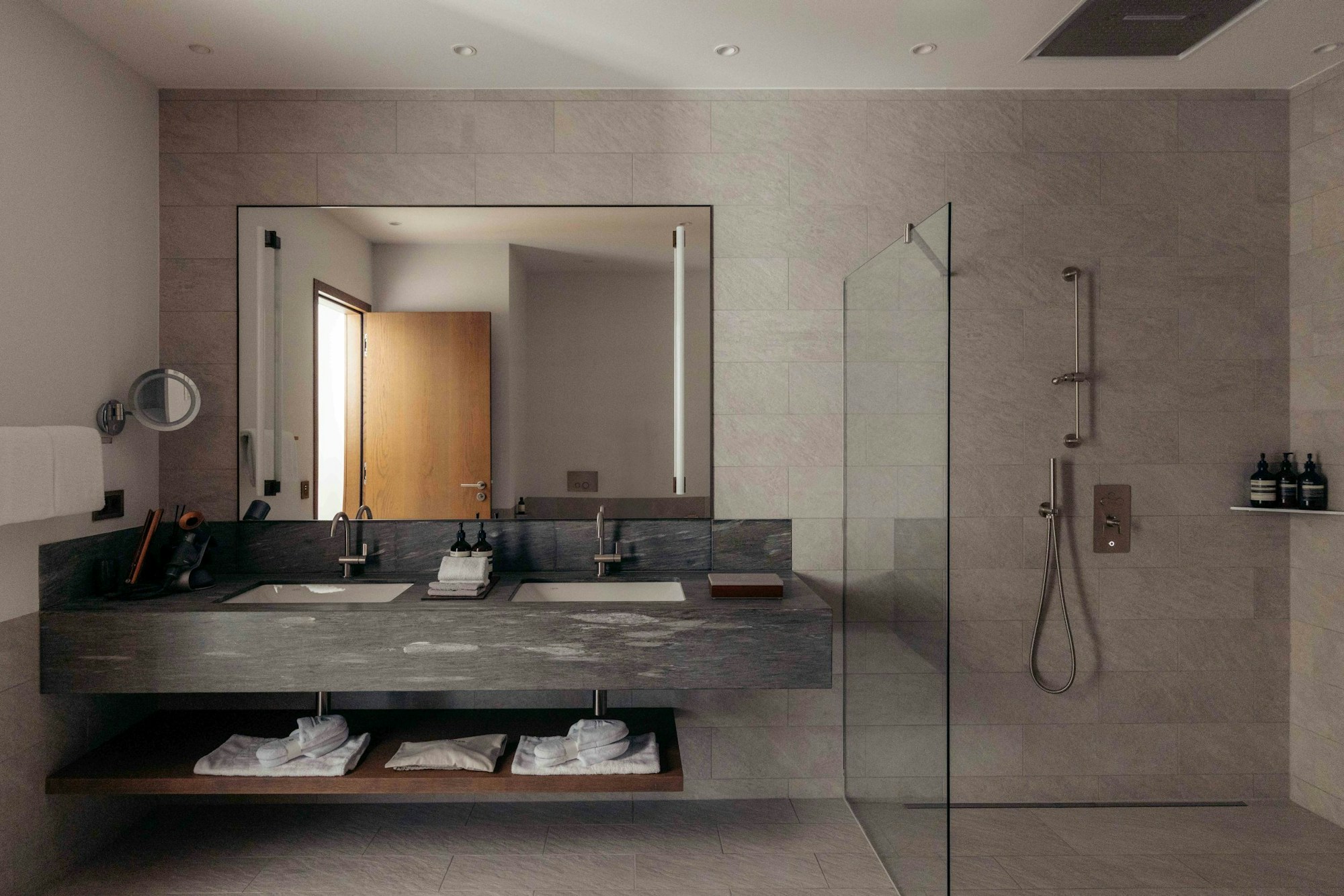 Grace Terrace Suite