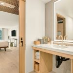 Premium Queen Queen/ADA - Bathroom