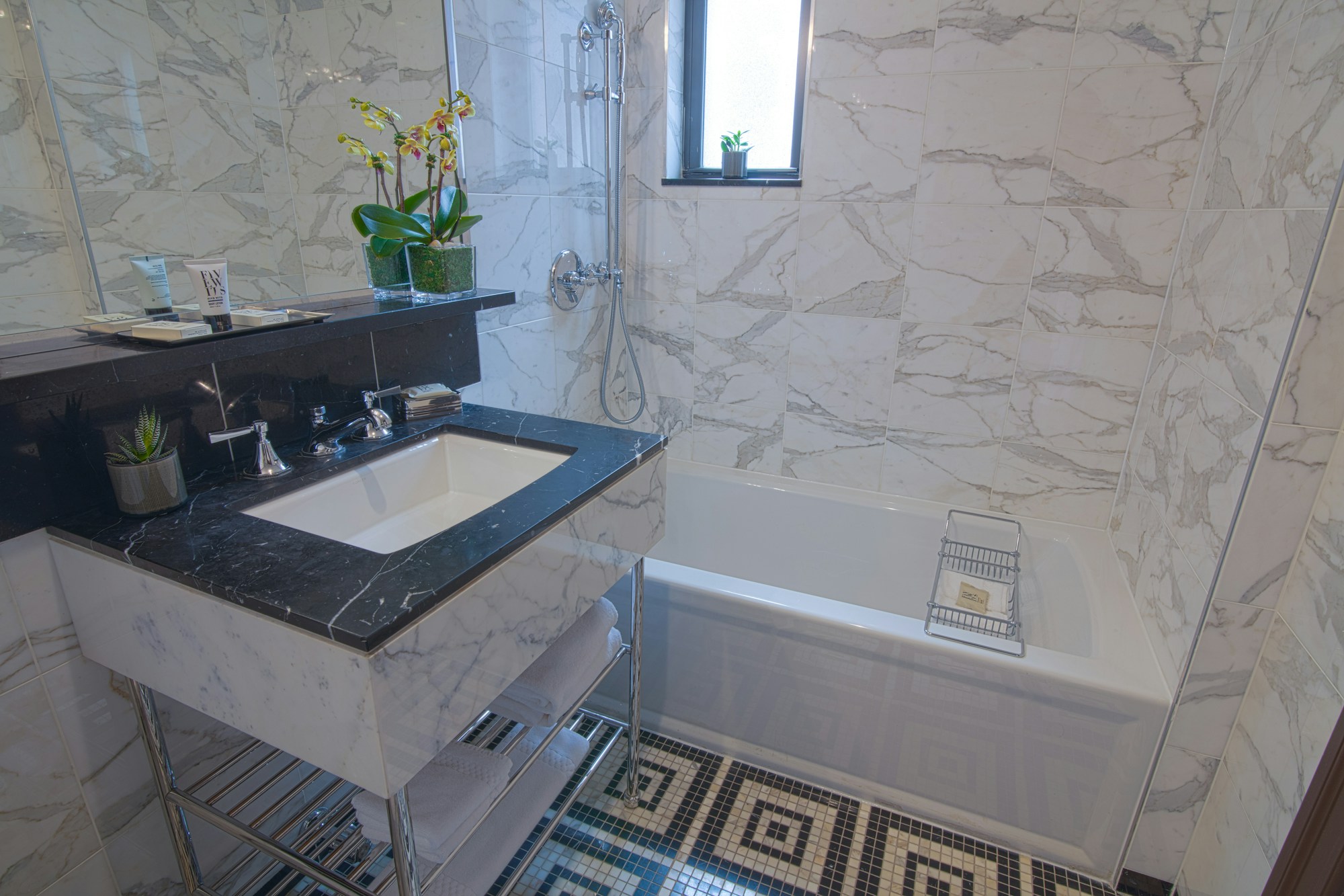 Executive Two-Bedroom Suite - Bathroom