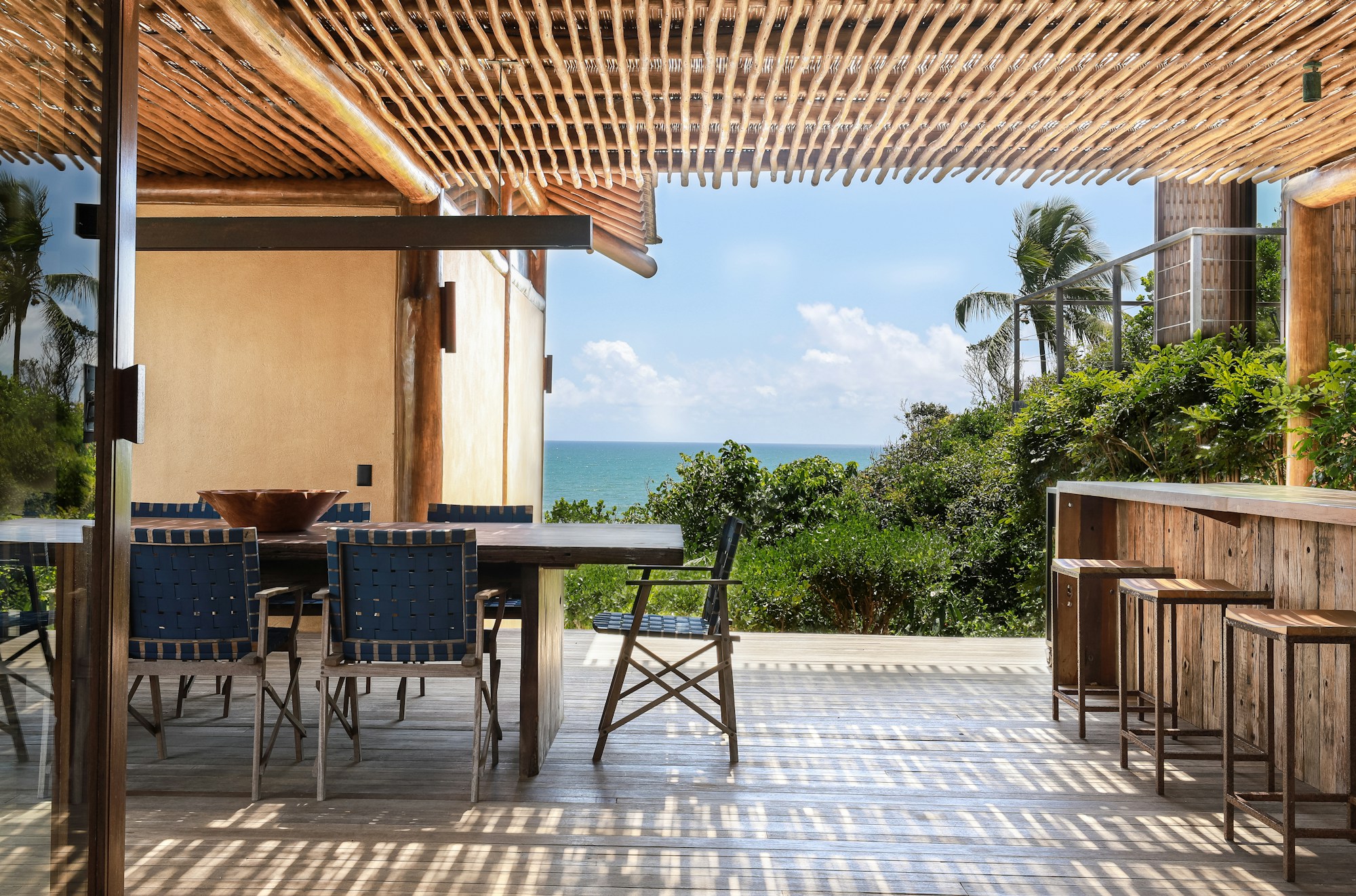 Villa 6 Dining Area