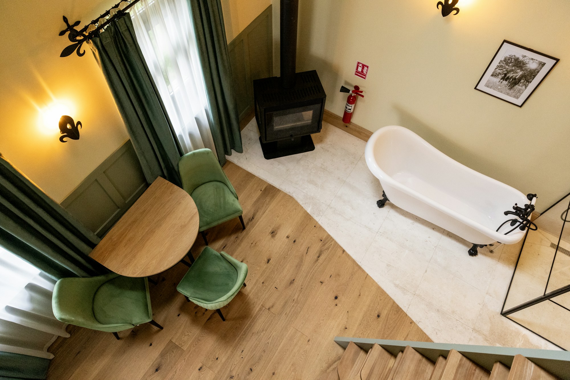 New Yard Sauna Gallery Loft - Aerial