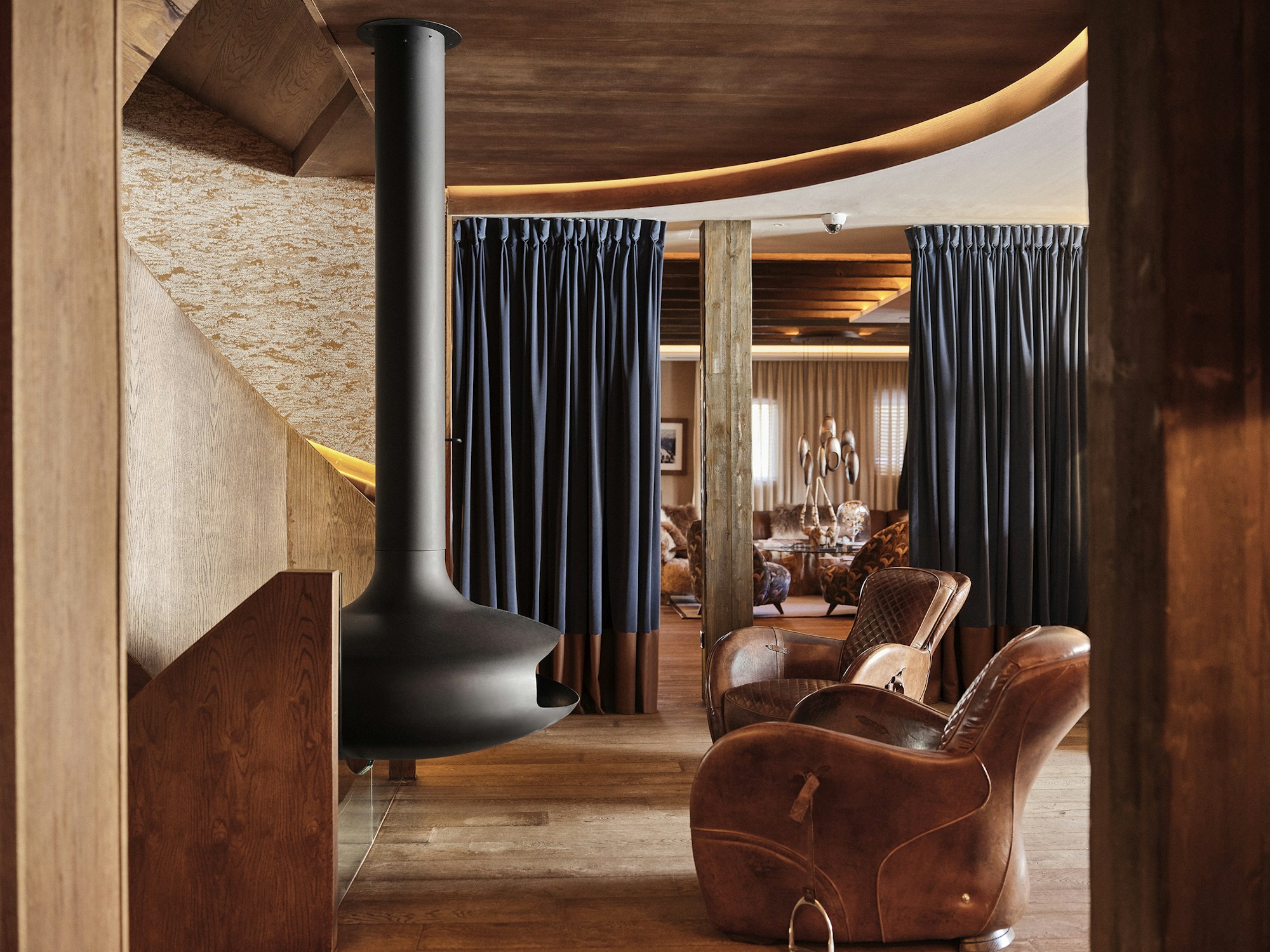 Lobby & Reception
