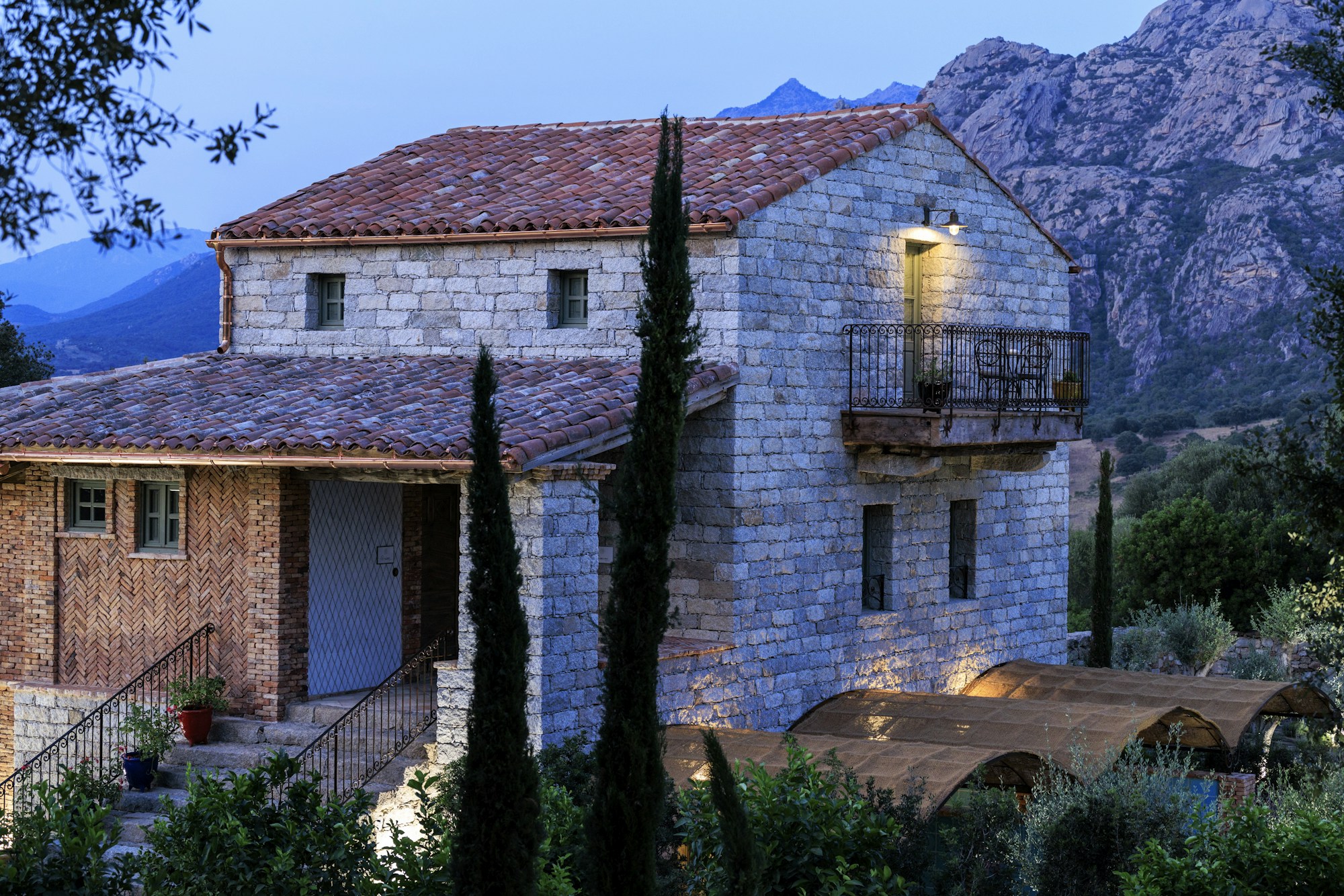 Limone - Exterior