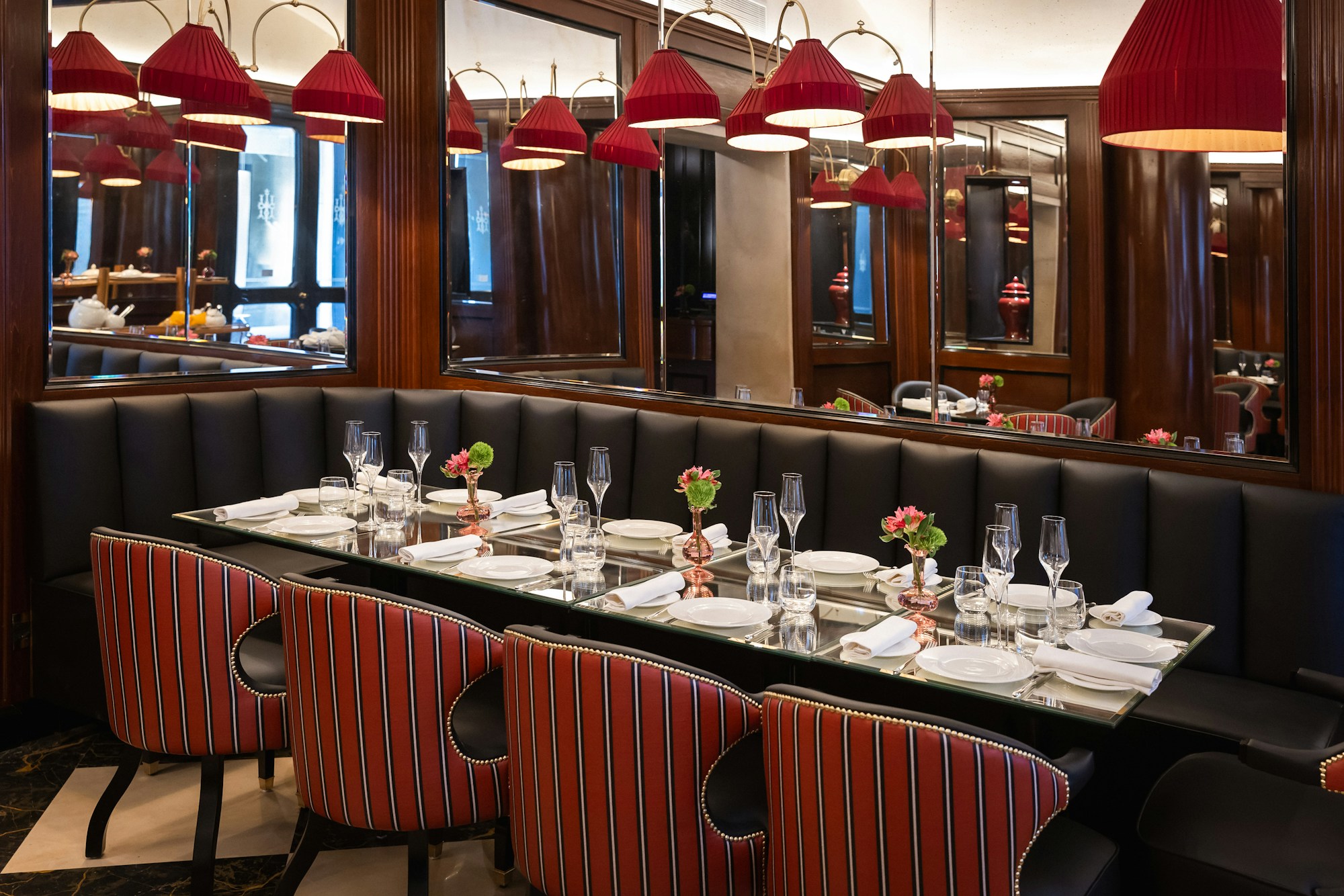 Cafè Romano Restaurant