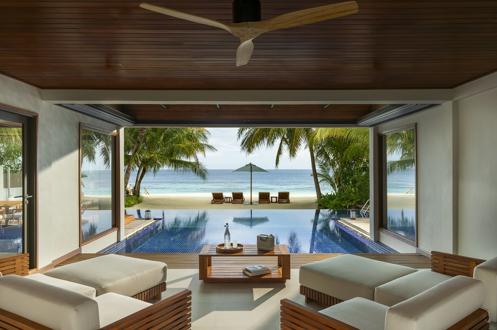Three Bedroom Beach Pavilion with Pool - Lounge