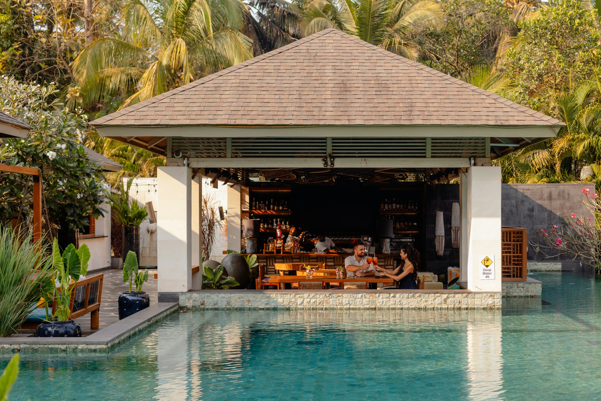 Swim-Up Pool Bar