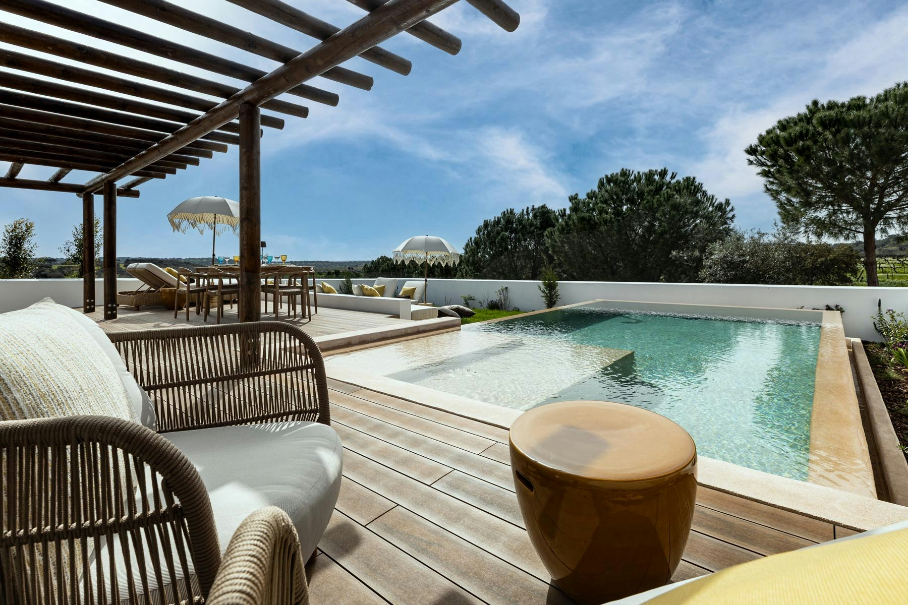 Vineyard Villa - Private Pool with River View