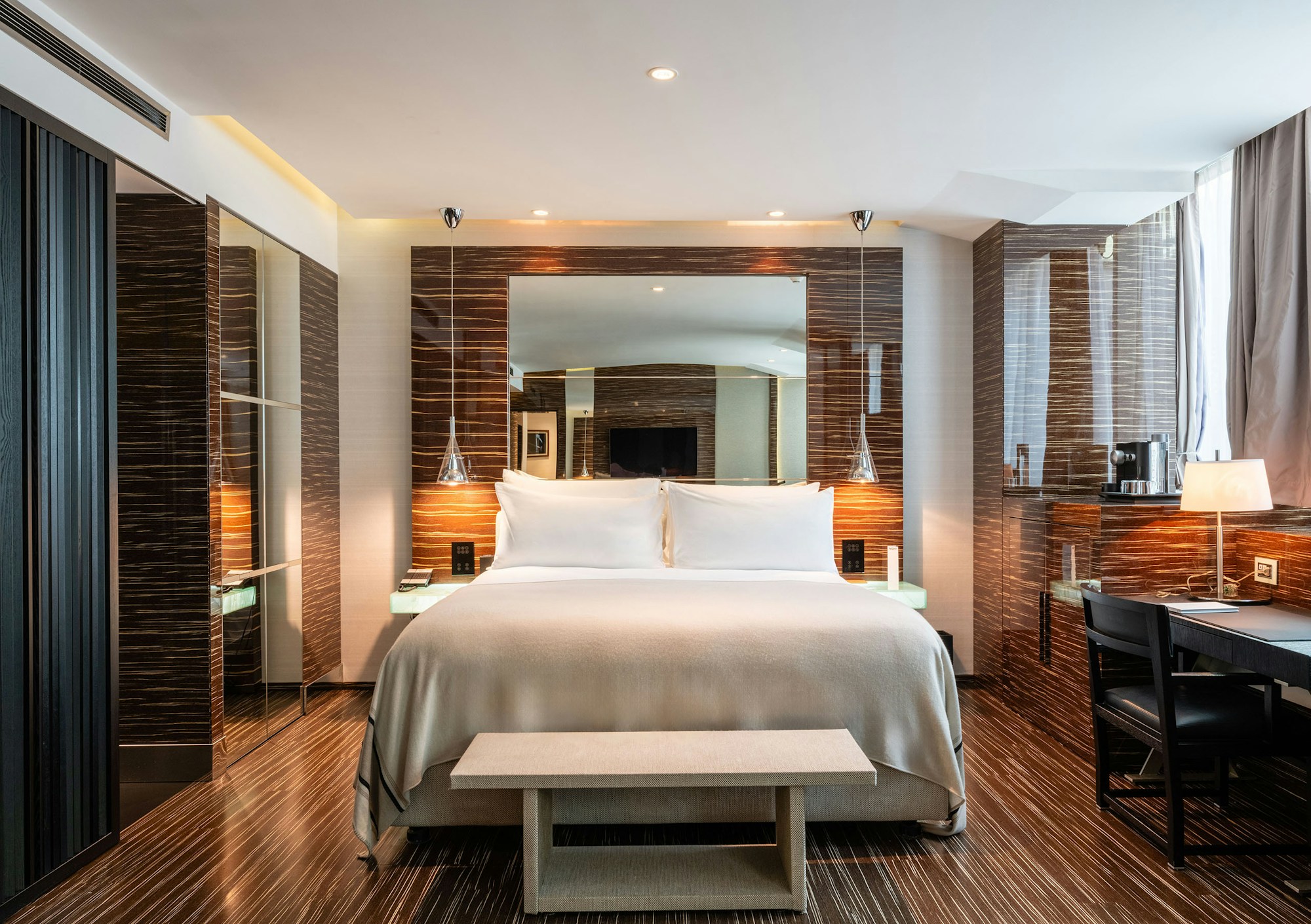 Zen Garden Suite