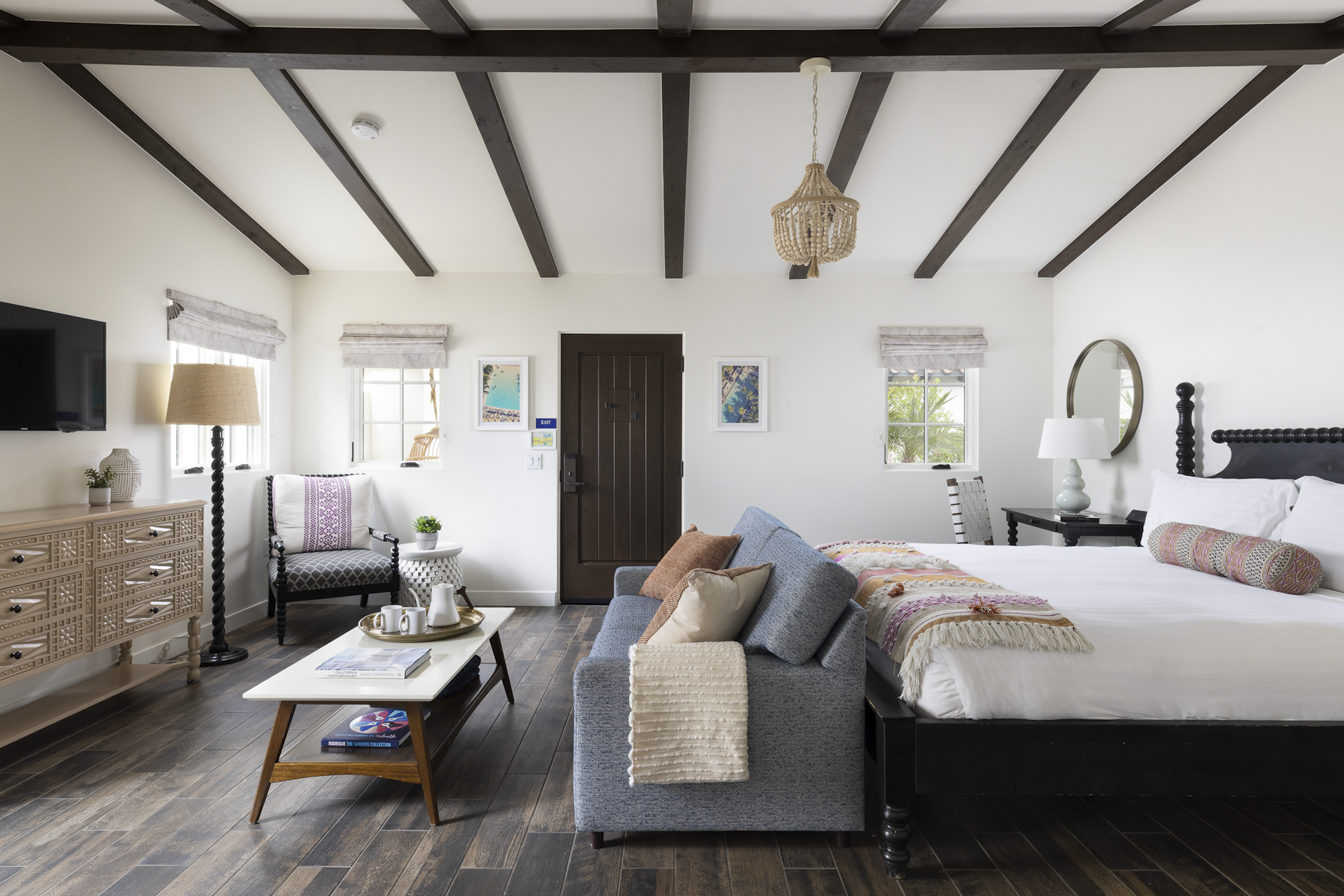 Luxe Villa Accessible - Bedroom