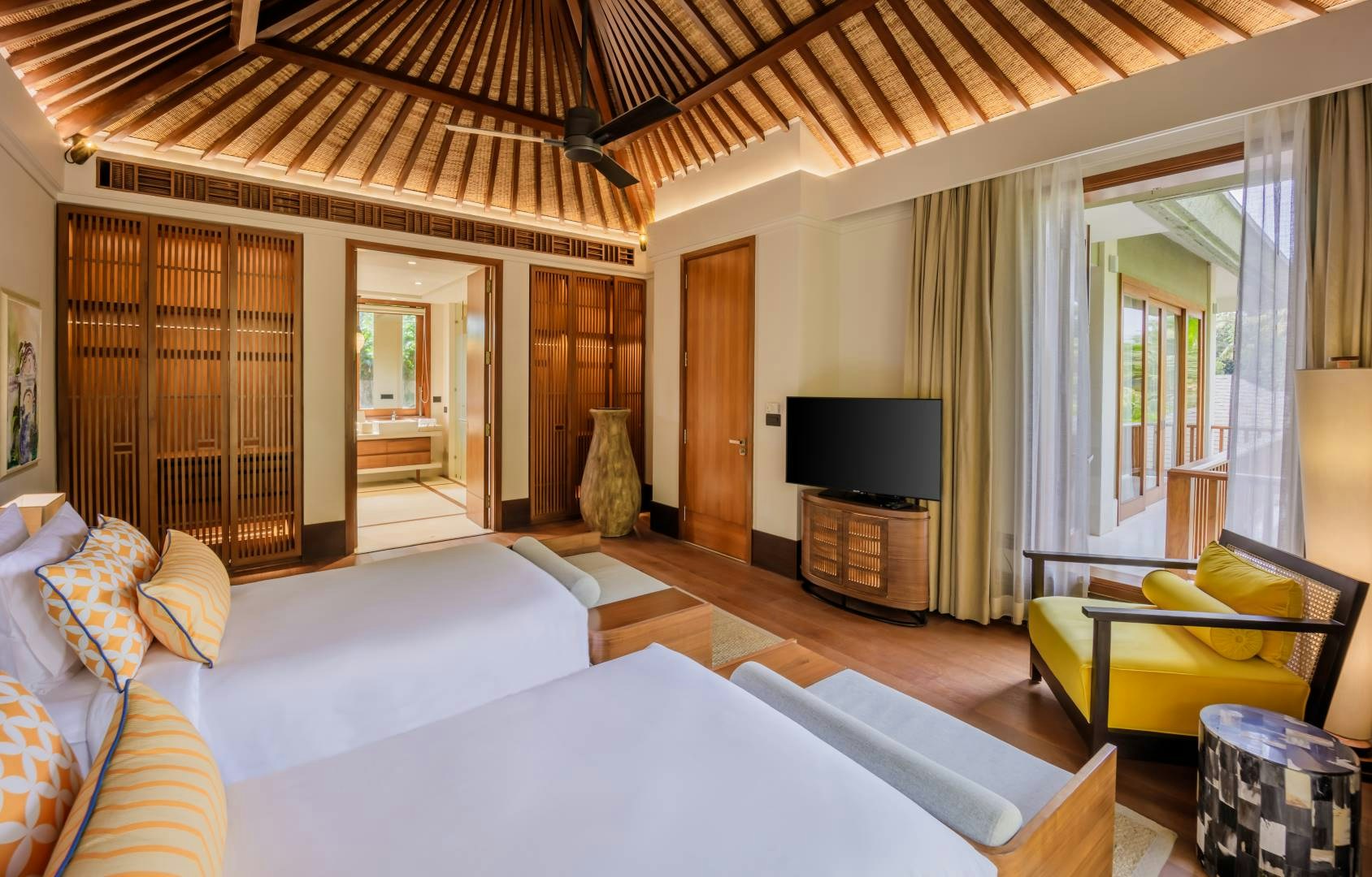 Villa - First Floor Master Bedroom