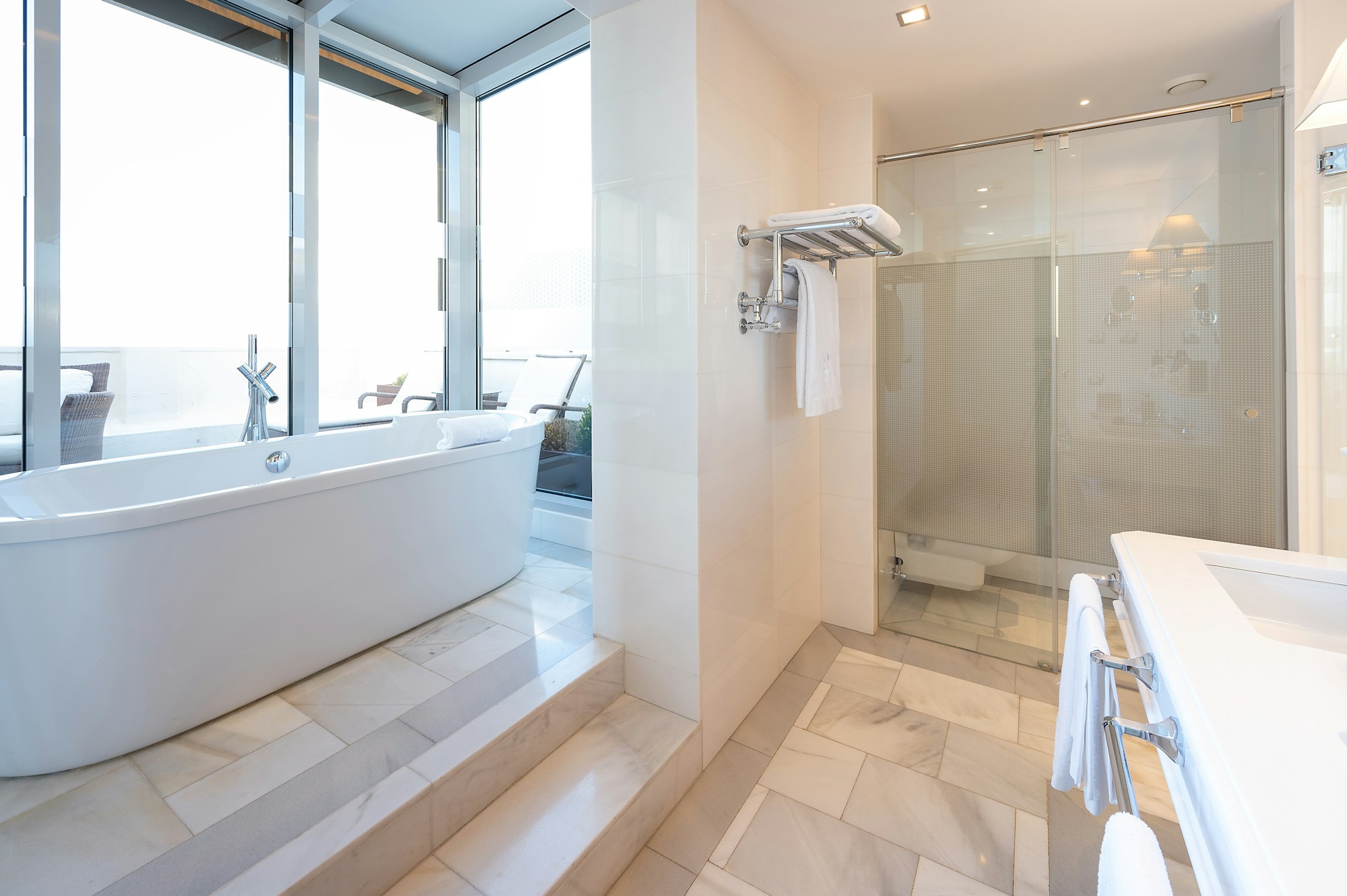 Junior Suite with Terrace - Bathroom