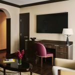 Iroquois Suite - Living Area