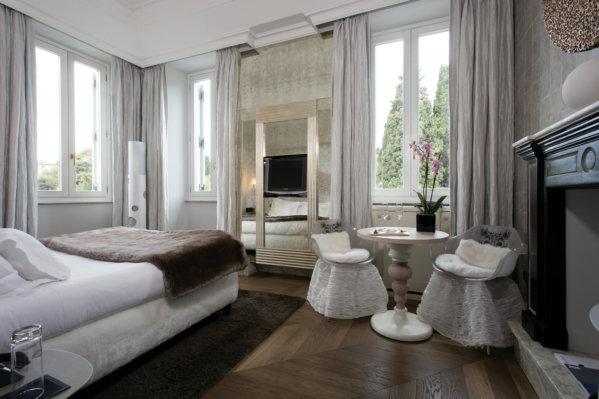 Master Room - Bedroom