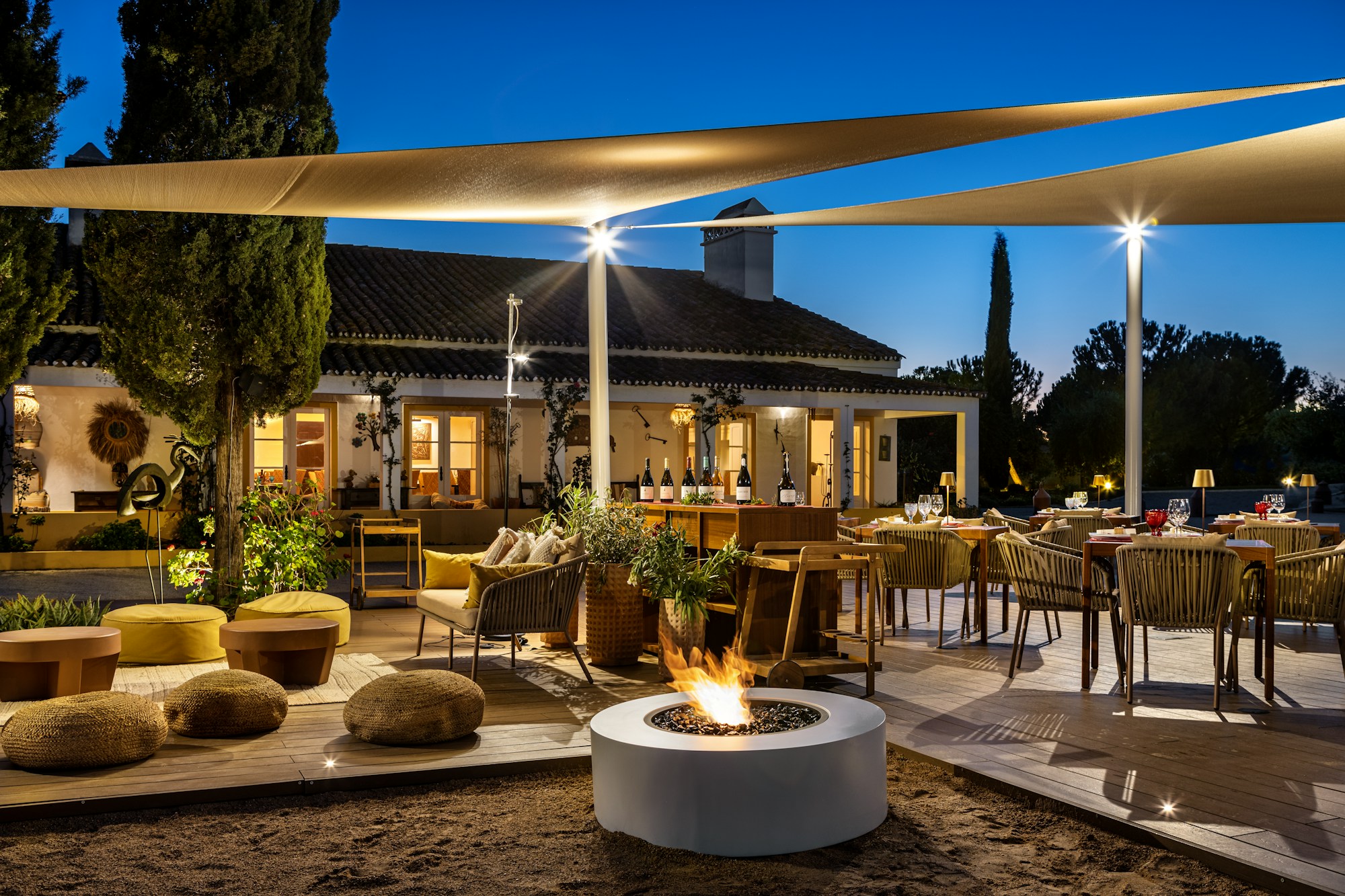 Terrace Lounge