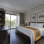 Superior Queen - Bedroom