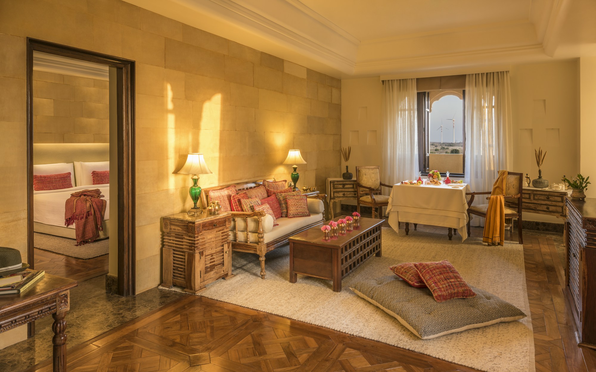 Luxury Suite - Living Room