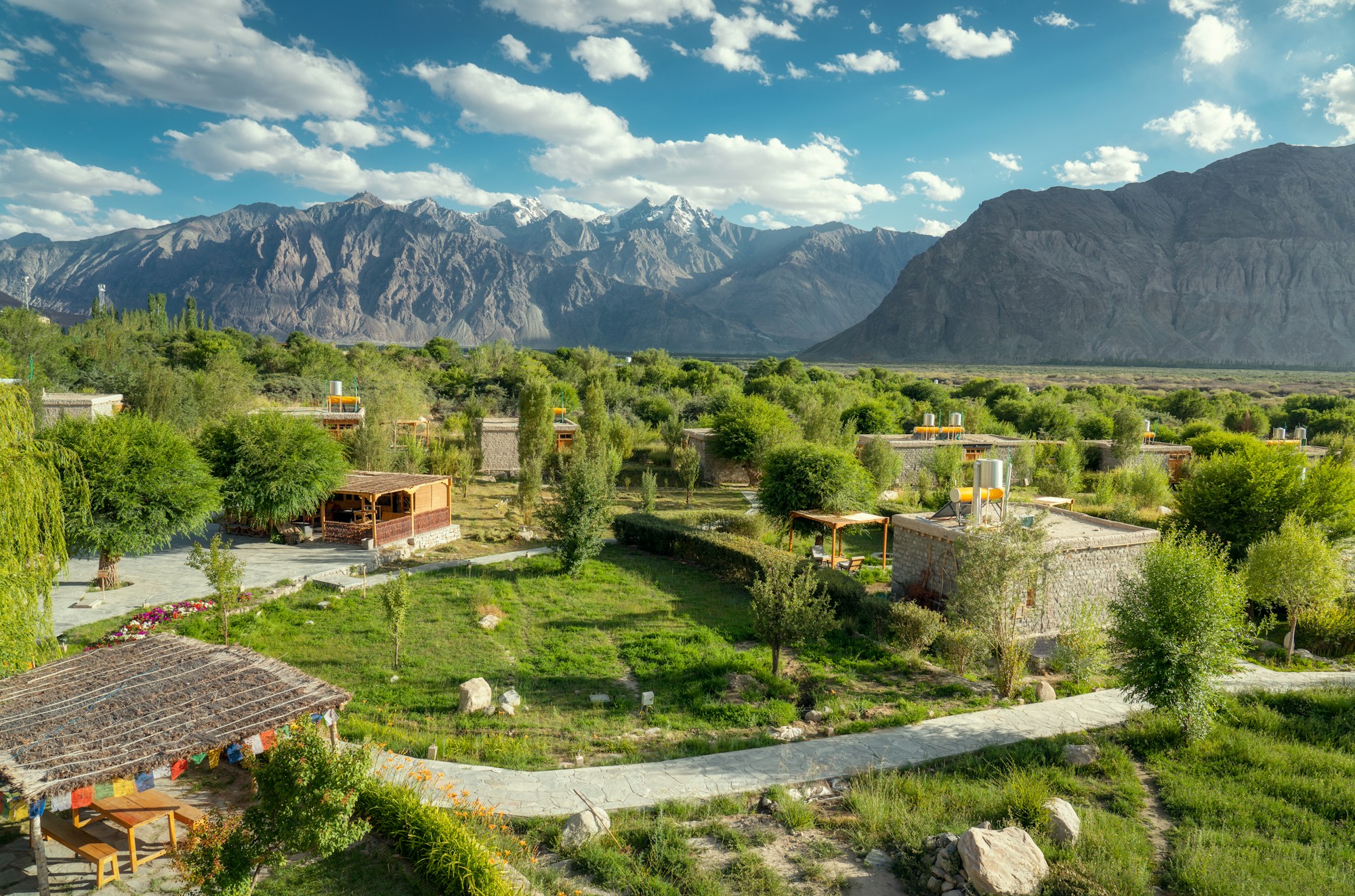 Lchang Nang Retreat - Overview