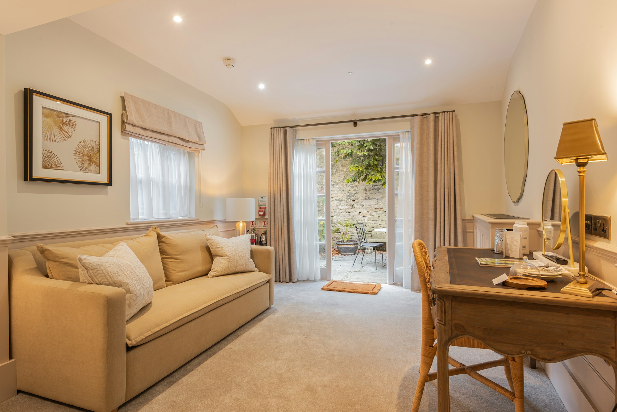 Cotswold Room Accessible - Living Area