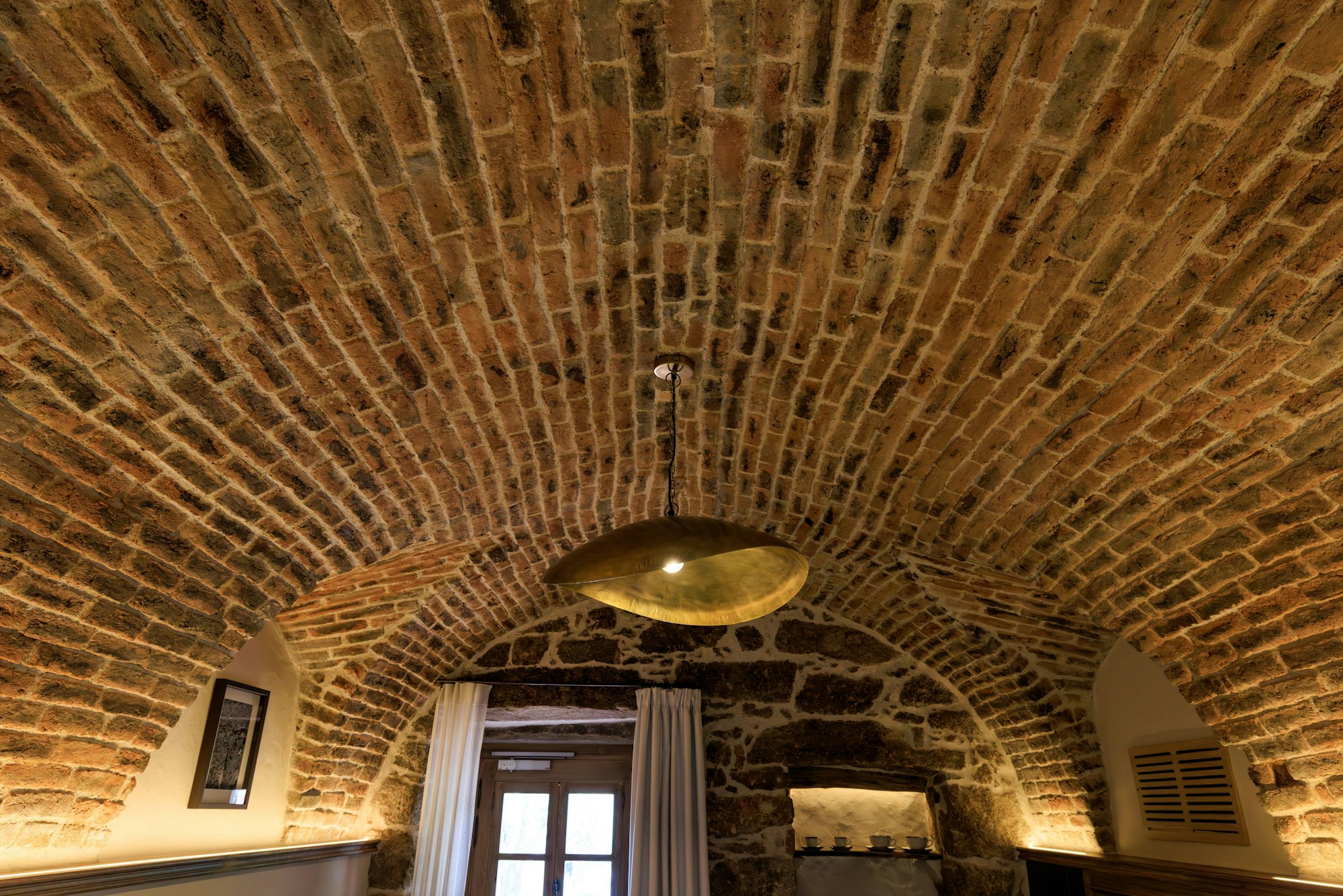 Pera - Room Details