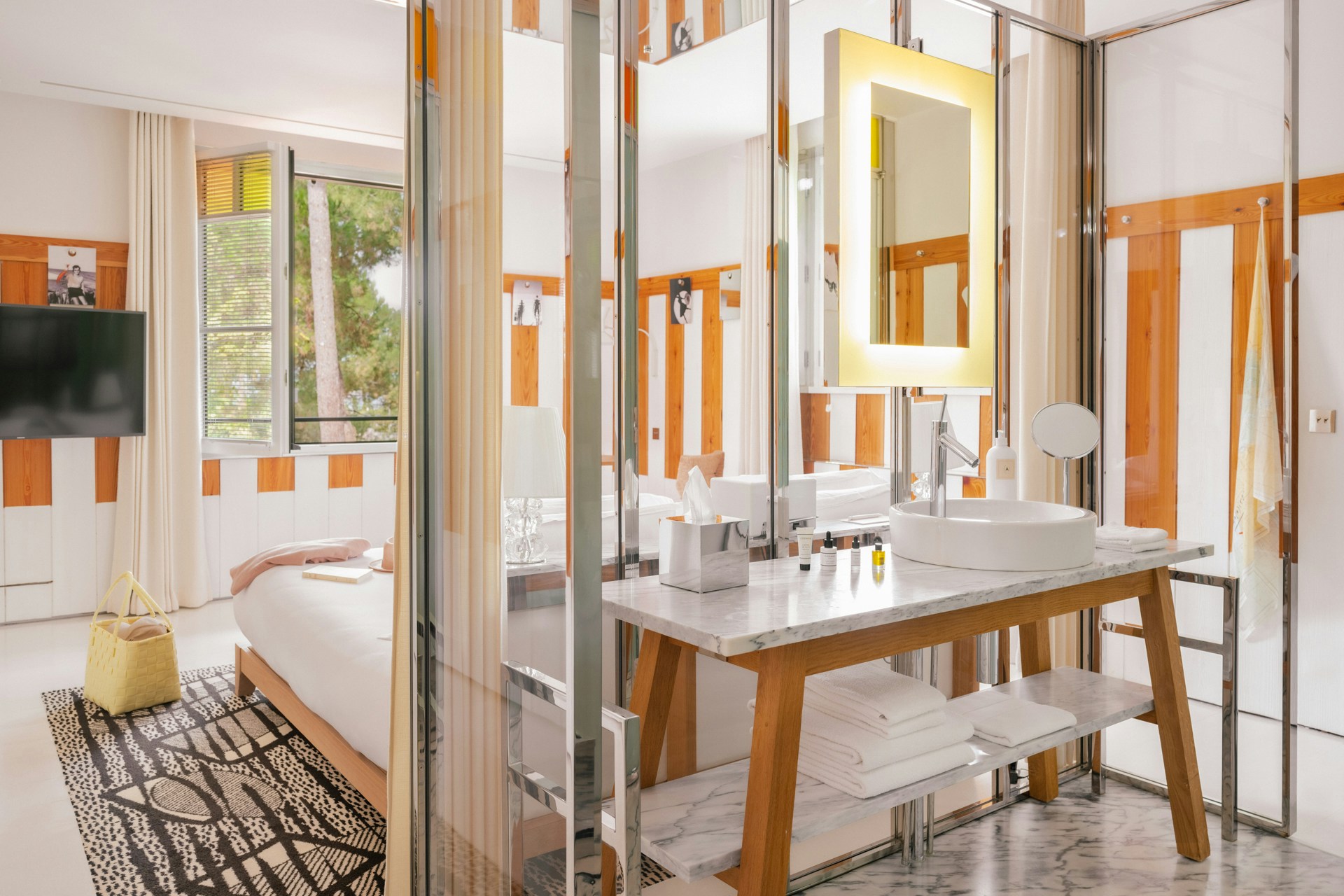 Classic XL Room - Bathroom