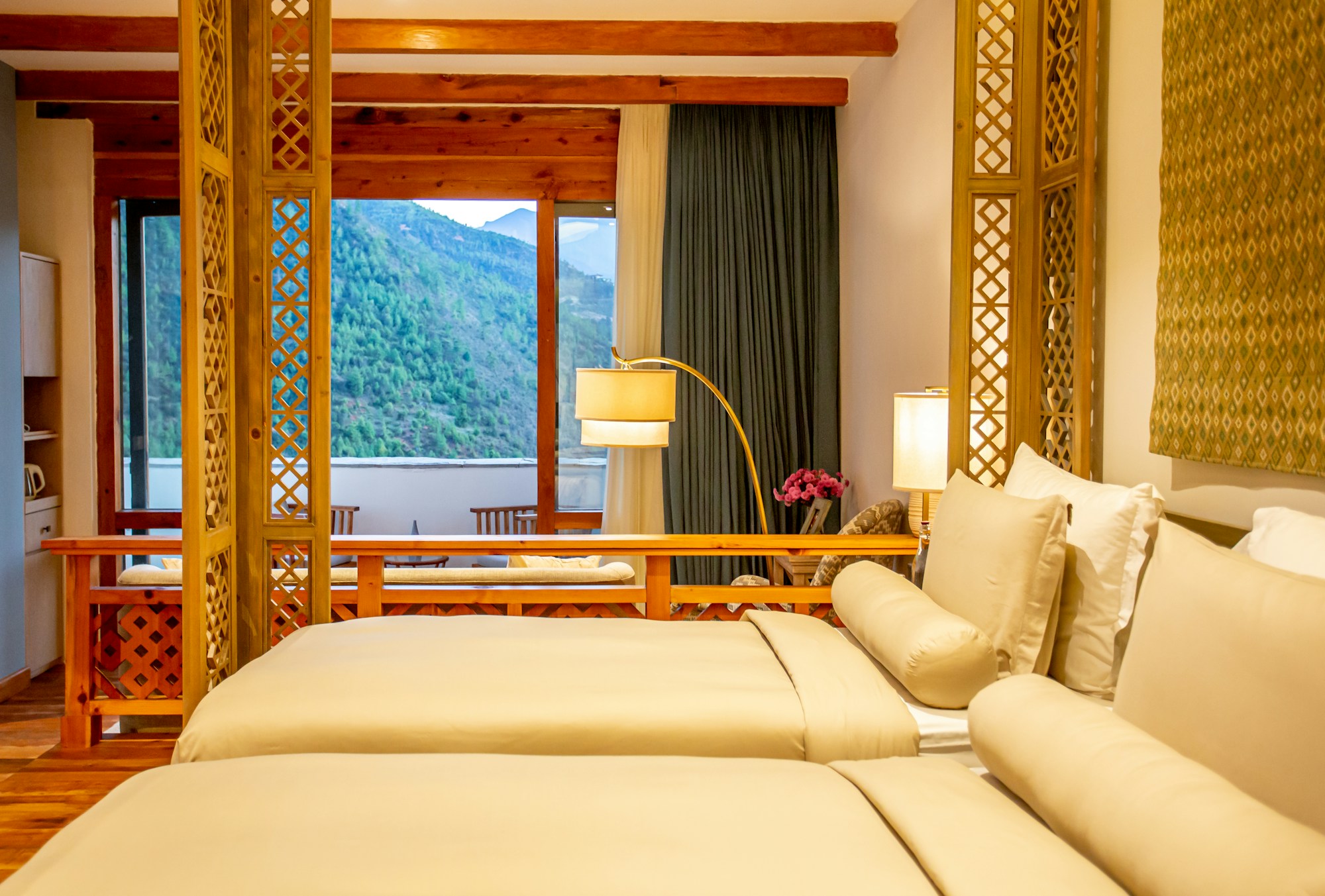 Balcony Room