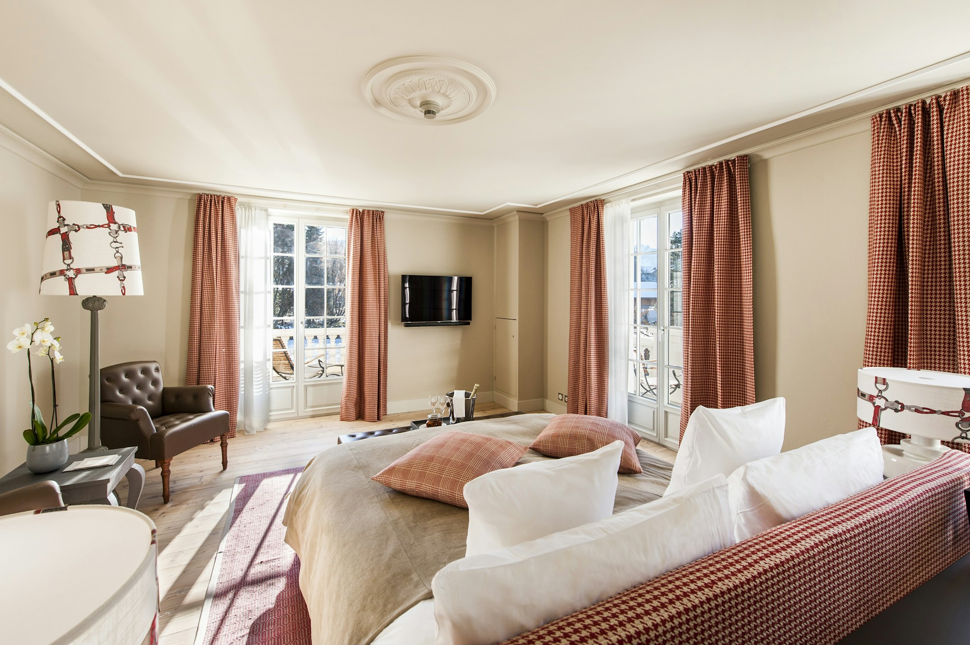 Deluxe Chic Room - Bedroom