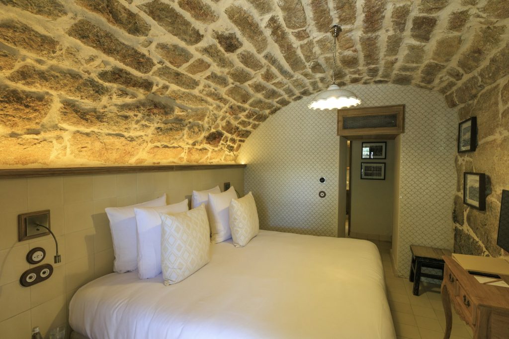 Castagna - Bedroom
