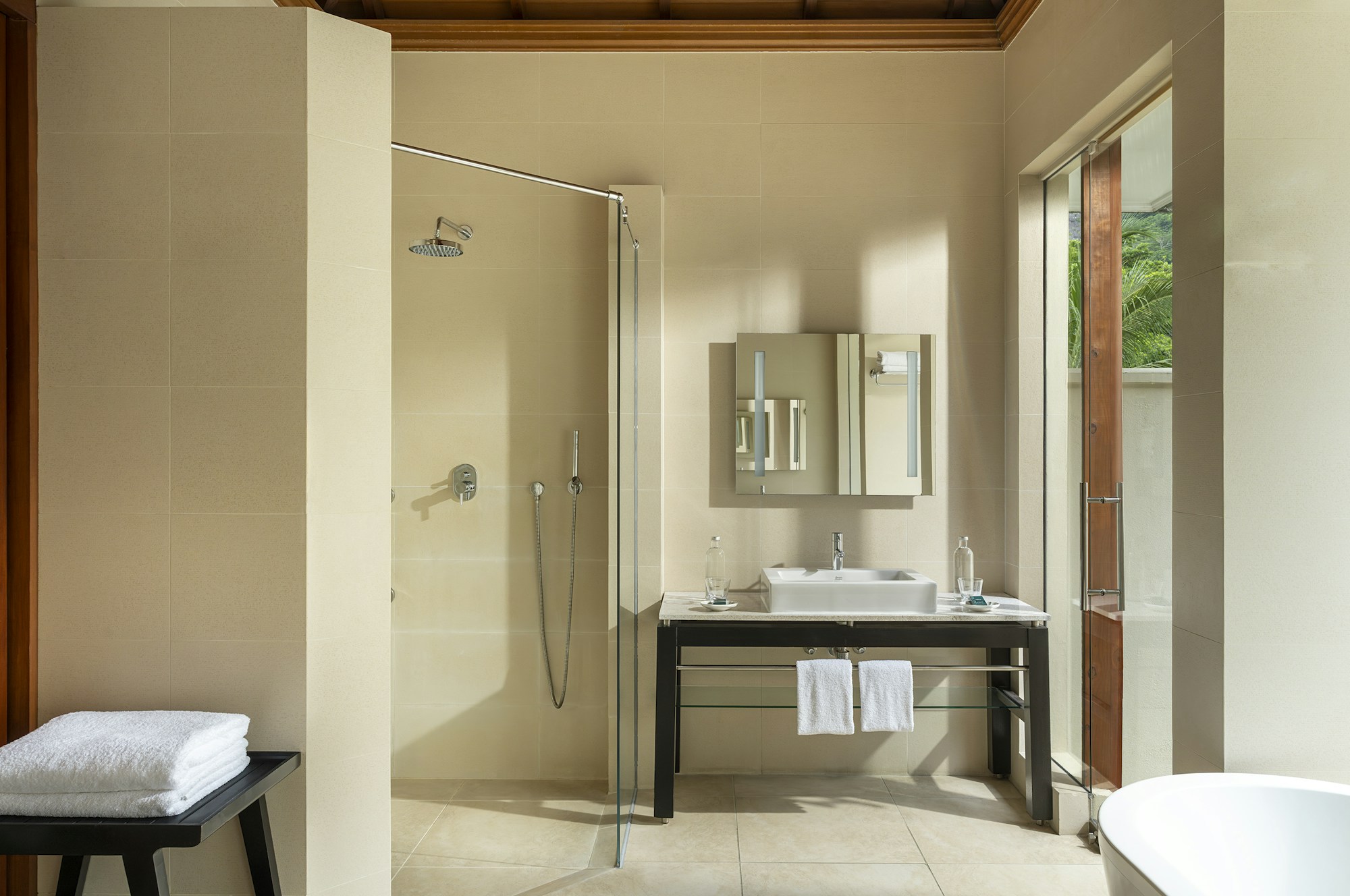 Beach Villa - Bathroom