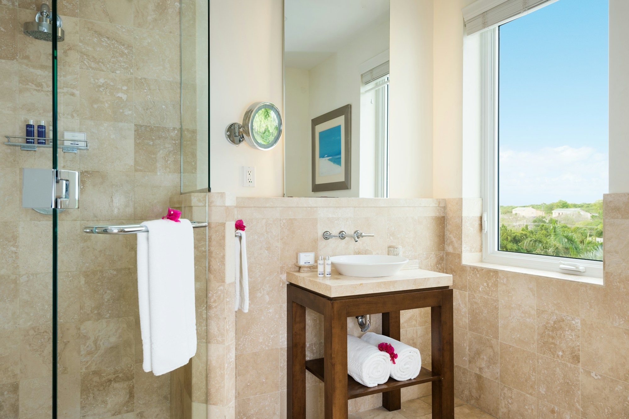 Ocean Front Luxury 3 Bedroom Suite - Bathroom